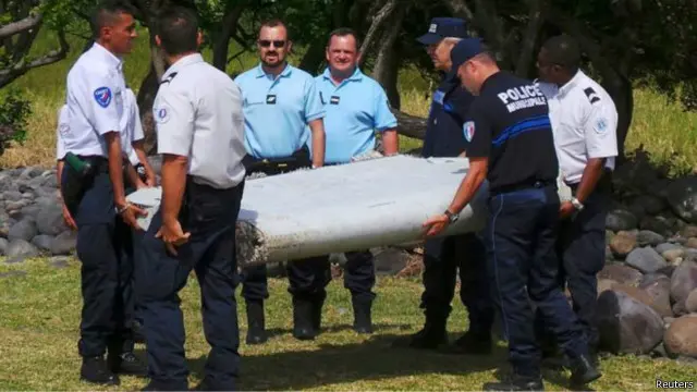 MH370 ရဲ့ တောင်ပံ အစိတ်အပိုင်း တစ်ခုကို ၂၀၁၅ ဇူလိုင်လက ပြင်သစ်ပိုင် ရီယူနီယံ ကျွန်းမှာ တွေ့ခဲ့။