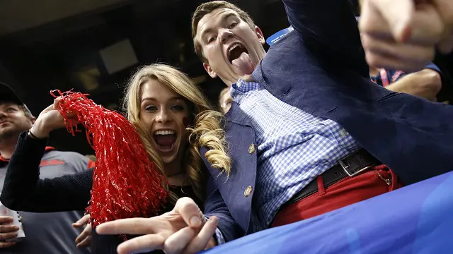 فرحة فوز فريقك المفضل بالمباراة قد تؤدي إلى الوفاة