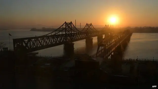 El estrecho curso del río Yalu separa a China de Corea del Norte.