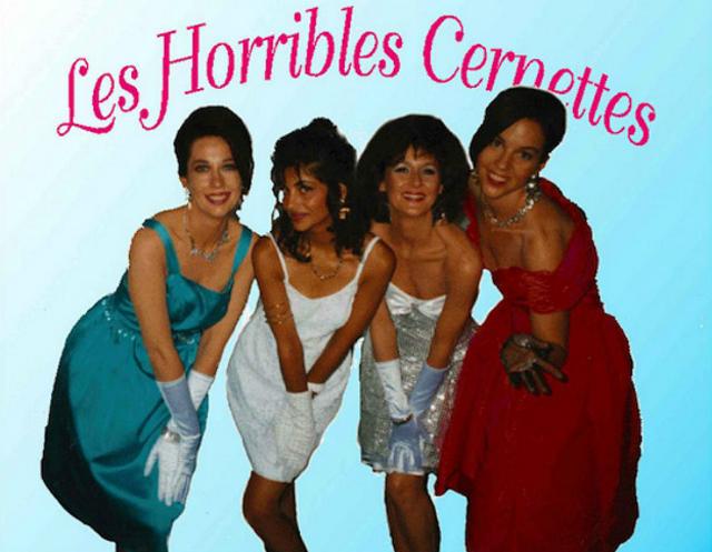 Фотография музыкальной группы Les Horribles Cernettes, которой суждено было стать - неожиданно для многих - частью истории интернета
