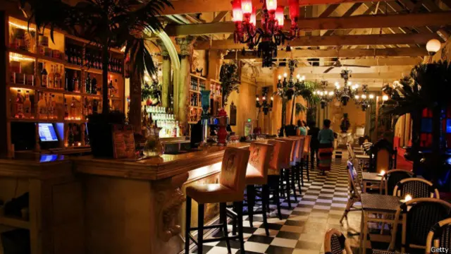 开普敦一个波西米亚风格酒吧（图片来源：Gianluigi Guercia/AFP/Getty)