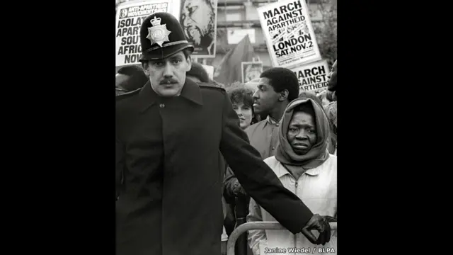 En contra del Apartheid, Plaza de Trafalgar, Londres, 1985