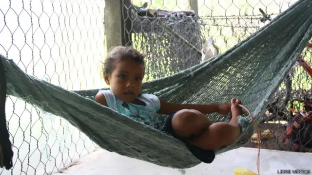 Como muchos pobladores de la zona, ella y su familia se sienten abandonados.