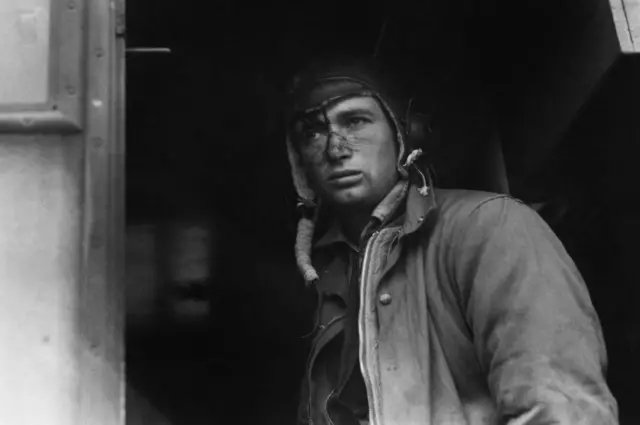 Смарт сразу после выполнения миссии, август 1943 года