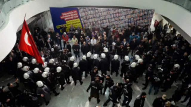 _zaman_main_office_police