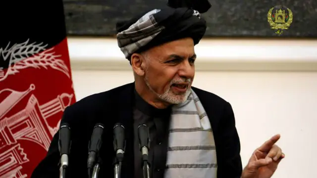 حکم اصلاح نظام انتخاباتی افغانستان بعد از تاخیر امضا شد