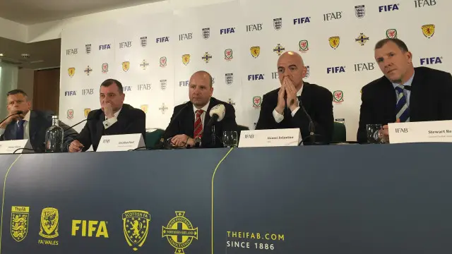 Los miembros del IFAB