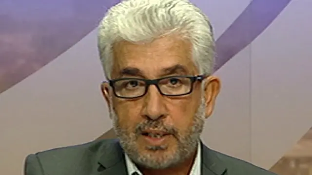 وحید مژده میگوید: حکمتیار مهره سوحته است