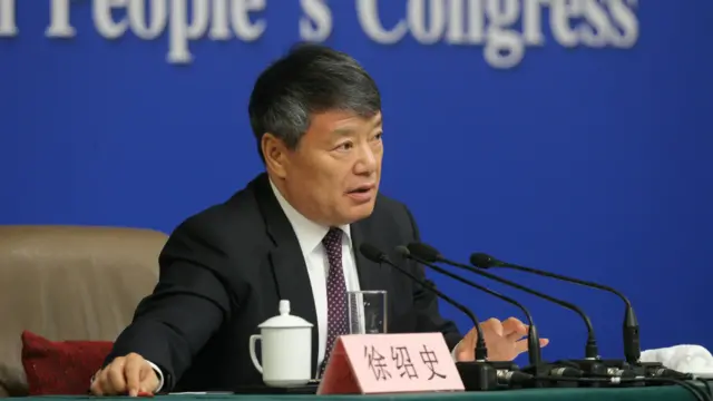 国家发改委主任徐绍史在记者会上答问