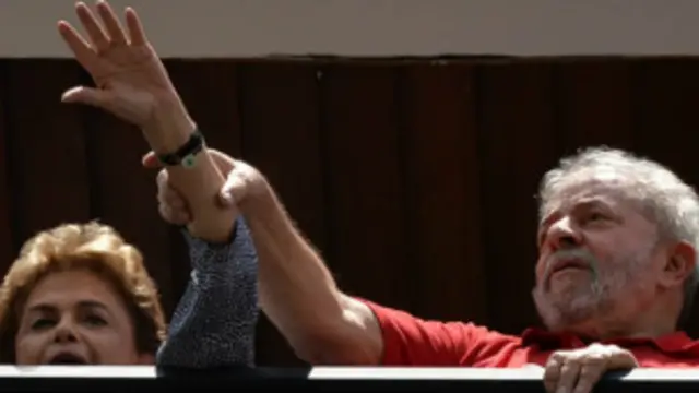 Hay quienes creen que Lula es un potencial candidato para suceder en la presidencia a Dilma Rousseff para las elecciones de 2018.