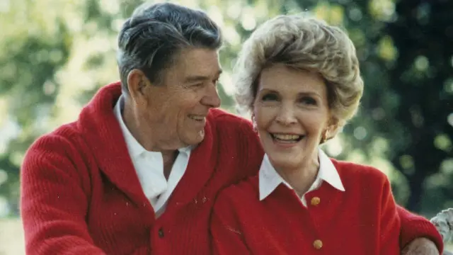 Nancy y Ronald Reagan 