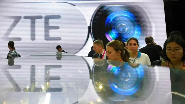 巴塞罗那全球移动大会上的中兴通讯展区（23/2/2016）