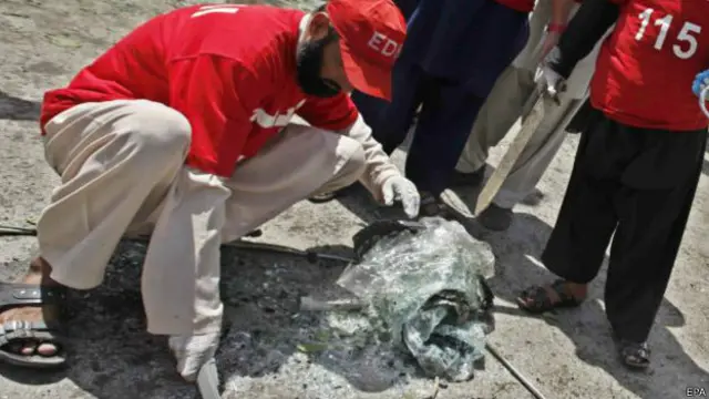 الإقليم شهد هجمات عدة خلال الأشهر القليلة الماضية "الصورة لجزء من حطام التفجير الأخير"