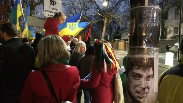 Украинцы в Лондоне требуют освободить Надежду Савченко