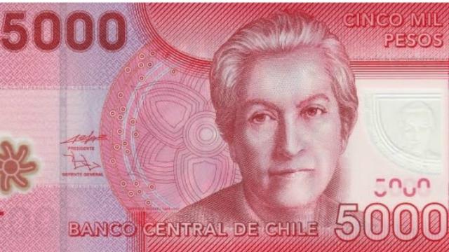 El billete de 5.000 pesos chilenos tiene a Gabriela Mistral.
