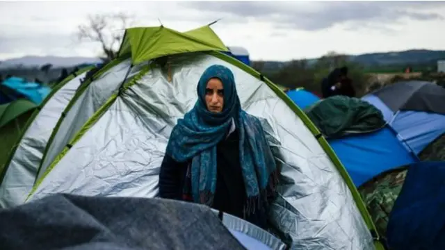 یونان کی سرحد پر تقریبا 13 ہزار پناہ گزین پھنسے ہوئے ہیں