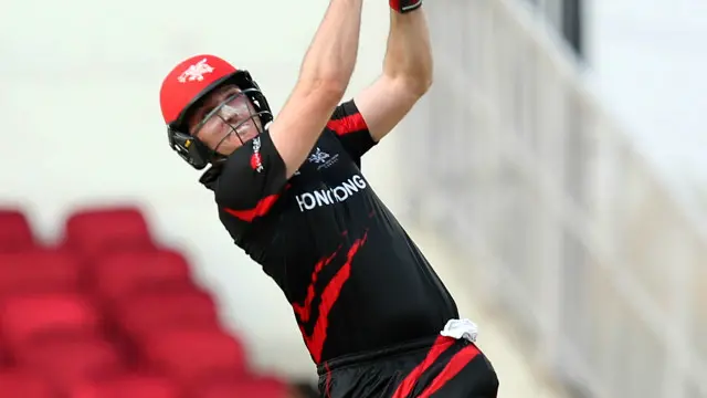 ہانگ کانگ کے اوپنر ایٹکنسن عمدہ بیٹنگ کے باوجود ٹیم کو فتح دلانے میں ناکام رہے