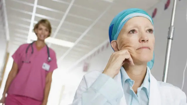 Paciente enferma de cáncer