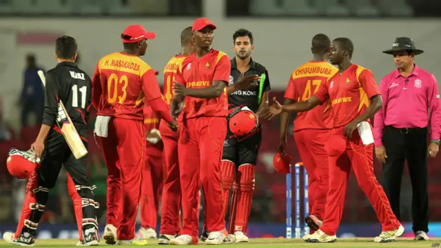آئی سی سی کے چھٹے ورلڈ ٹی 20 کرکٹ ٹورنامنٹ کے کوالیفائنگ راونڈ کے پہلے میچ میں زمبابوے نے ہانگ گانگ کو ہرا دیا ہے۔
