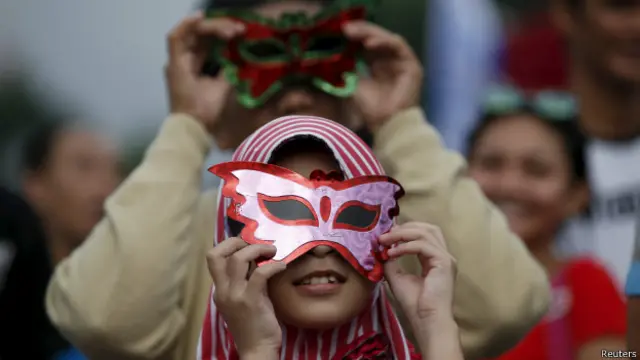 सूर्य ग्रहण 