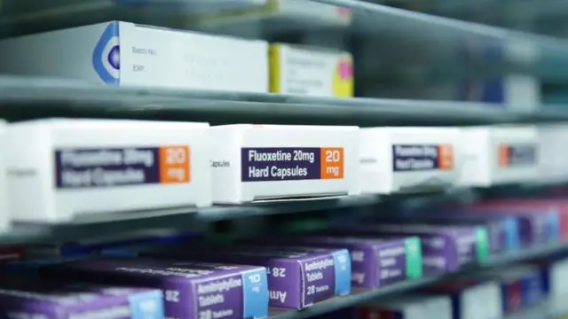 بچوں میں ڈپریشن دور کرنے والی دواؤں کے روز افزوں استعمال پر عالمی ادارۂ صحت کو تشویش