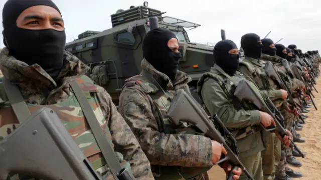 وقررت السلطات التونسية تمشيط كامل الشريط الحدودي مع ليبيا لملاحقة المسلحين، كما قررت أيضاً إغلاق معبر رأس جدير الحدودي مع ليبيا.