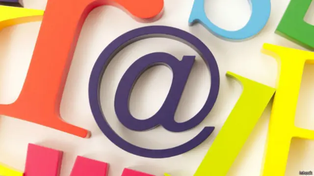 'एट द रेट ऑफ' चिह्न