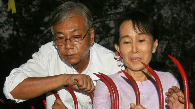 Ông Htin Kyaw là một nhà văn và là bạn thân của bà Aung San Suu Kyi