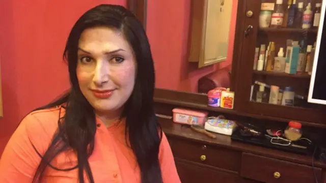 دل چاہتا ہے کہ میں پاکستان چھوڑ دوں: عائشہ