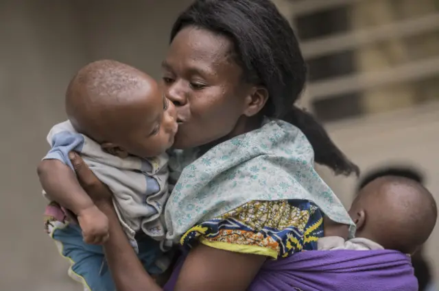 El rechazo al niño e incluso el suicidio son los mayores riesgos que afrontan en el Centro Tulizeni cada vez que reciben a una mujer que fue violada y tiene un hijo como consecuencia del abuso.