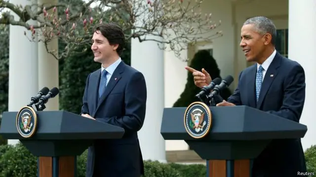 آقای اوباما به جمهوریخواهان توصیه کرده به جای مبارزه با ترامپ او را در آغوش بگیرند