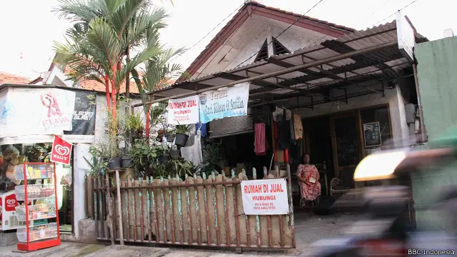 Meninggal dunia di usia 37 tahun, yaitu antara tahun 1963 atau 1967, Mashabi meninggalkan tujuh adik, dan empat diantaranya adalah perempuan, yang masih tinggal di rumah peninggalan orang tua mereka di kawasan Kebon Kacang, Tanah Abang, Jakarta Pusat.