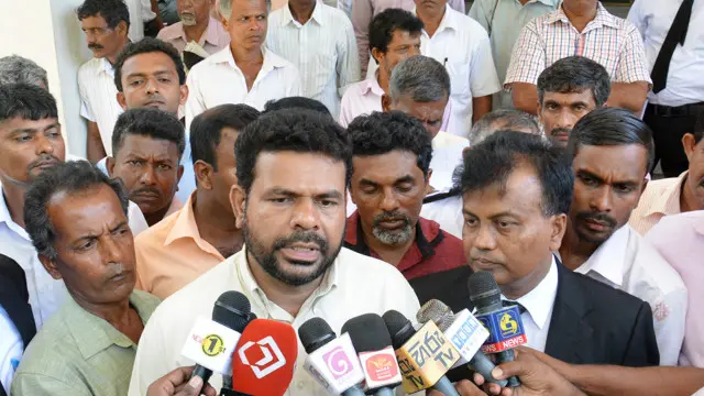 සමස්ත ලංකා ගොවි සම්මේලනයේ සභාපති නාමල් කරුණාරත්න