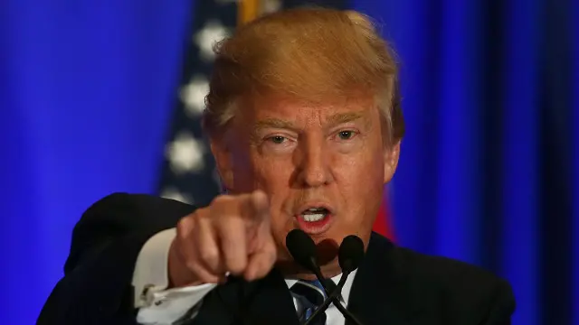 Trump membantah menciptakan jurang pemisah.