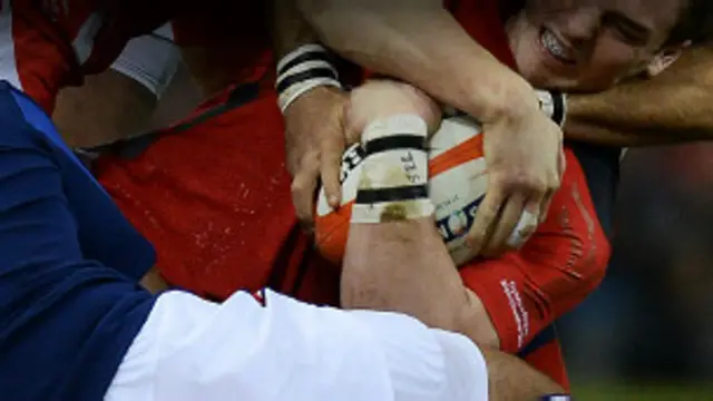 En ambos deportes han surgido voces críticas que piden más protección a los jugadores.