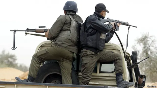 فيما تحتفي صحف بالدور التونسي في التصدي للإرهاب، تحذر صحف أخرى من أن المعركة ضد الإرهاب سوف تطول