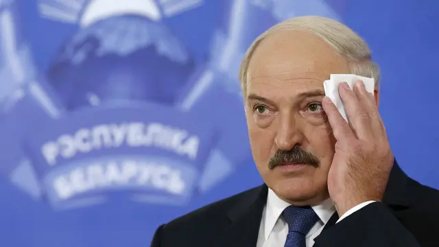 Президент Білорусі Олександр Лукашенко відмовляється називати Юрія Чижа олігархом. 