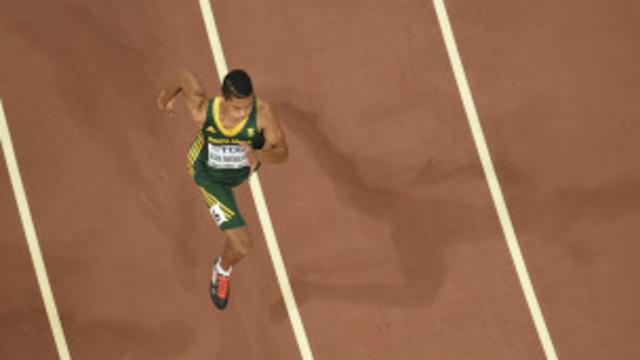 Pese a las marcas logradas, Van Niekerk se concentrará en los 400 metros en Río 2016.