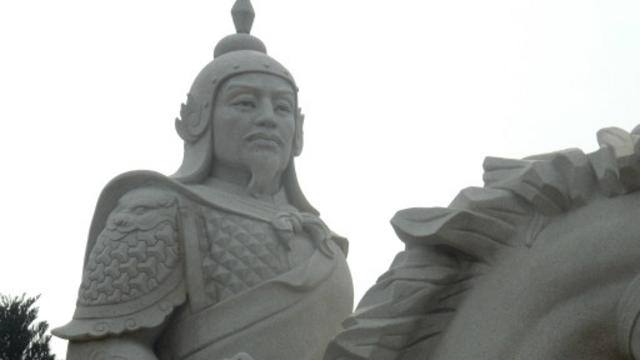 泉州送给台南延平郡王祠的郑成功石像
