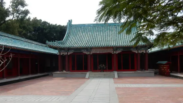 延平郡王祠如今的面貌，中间就是供奉郑成功的正殿