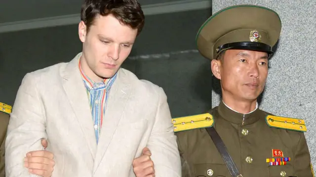 Otto Warmbier, 21 tuổi, bị bắt hôm 2/1 khi chuẩn bị rời Bắc Hàn và bị buộc tội "có hành vi thù nghịch"