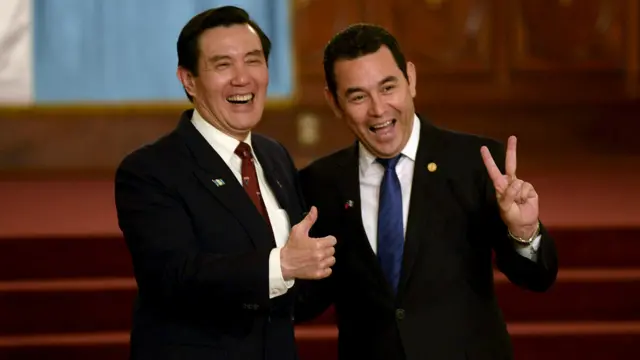 马英九在危地马拉城会晤危地马拉总统莫拉莱斯（15/3/2015）