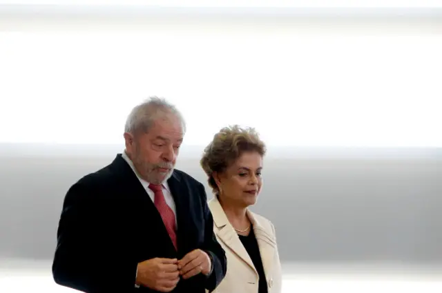 Analistas y especialistas debaten si el nombramiento de Lula fue o no el peor error político de Rousseff.