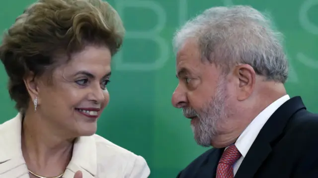 羅塞夫(左)與盧拉在就職儀式上