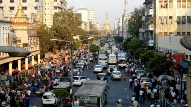 尽管仰光的交通不像曼谷和雅加达那么繁忙，但拥堵频率却越来越高