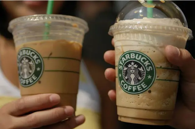 Quizás Starbucks se beneficie de los agradables recuerdos que dejan las vacaciones. 