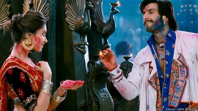 رام لیلا میں رنویر سنگھ اور دیپکا پاڈوکون