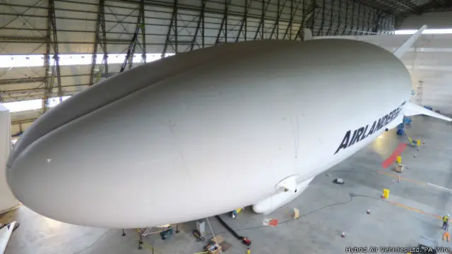 एयरलैंडर 10