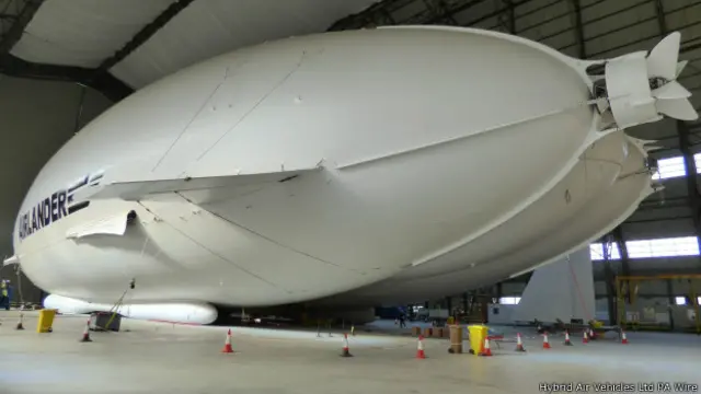 एयरलैंडर 10