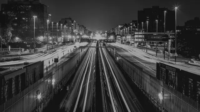 Вечерняя улица Парижа